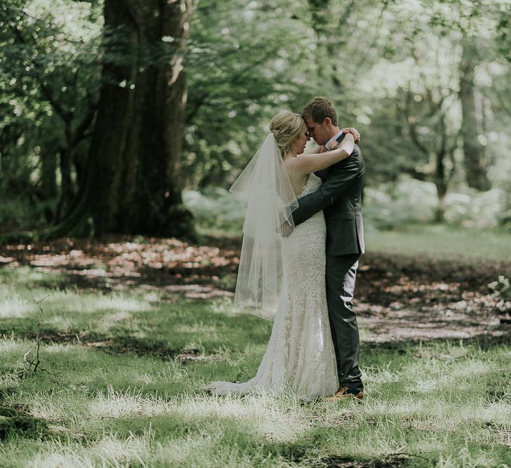 Outdoor Bride & Groom Portrait