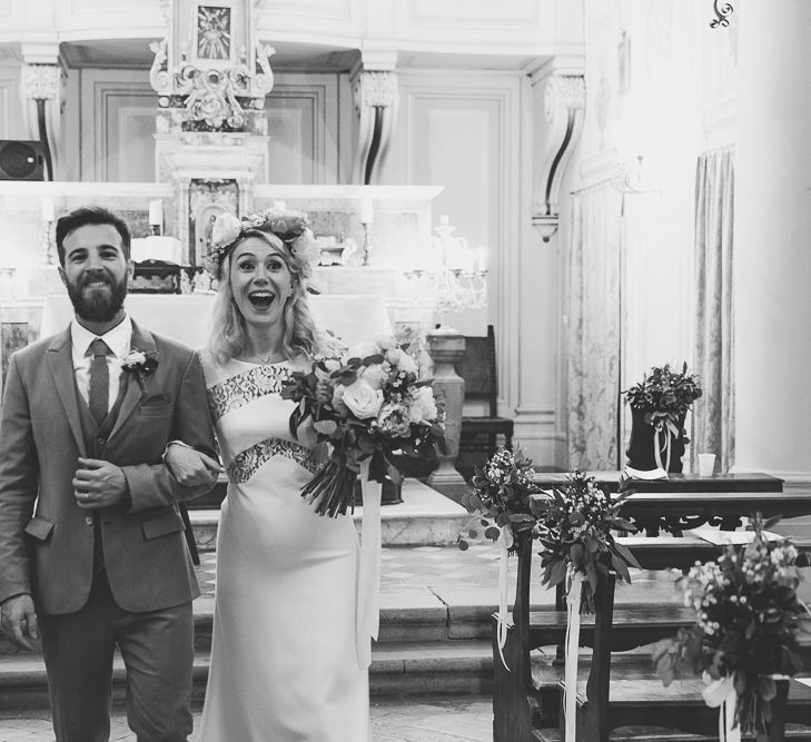 Church Wedding Ceremony | Boho Bride in Lace Rime Arodaky Olsen Gown & Flower Crown | Tuscany Wedding | Due su Due Photography