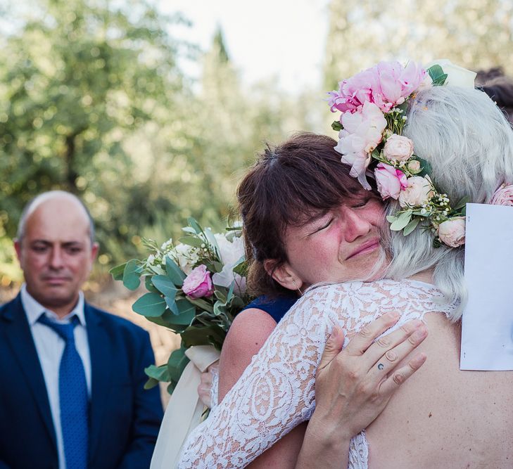 Boho Bride in Lace Rime Arodaky Olsen Gown & Flower Crown | Tuscany Wedding | Due su Due Photography