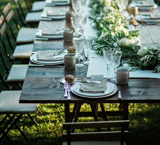 Outdoor Table scape with Greenery Table Runner | Tuscany Wedding | Due su Due Photography