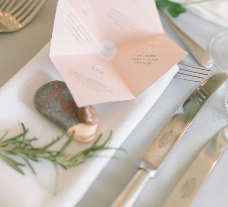 Place Setting by Paperknots