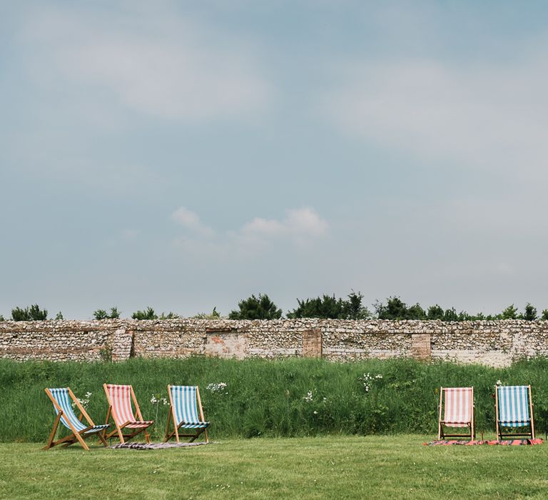 North Hidden Barn Deckchairs