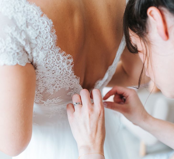 Bride in Cymbeline Wedding Dress | Intimate Ceremony at Stoke Newington Town Hall | Miss Gen Photography