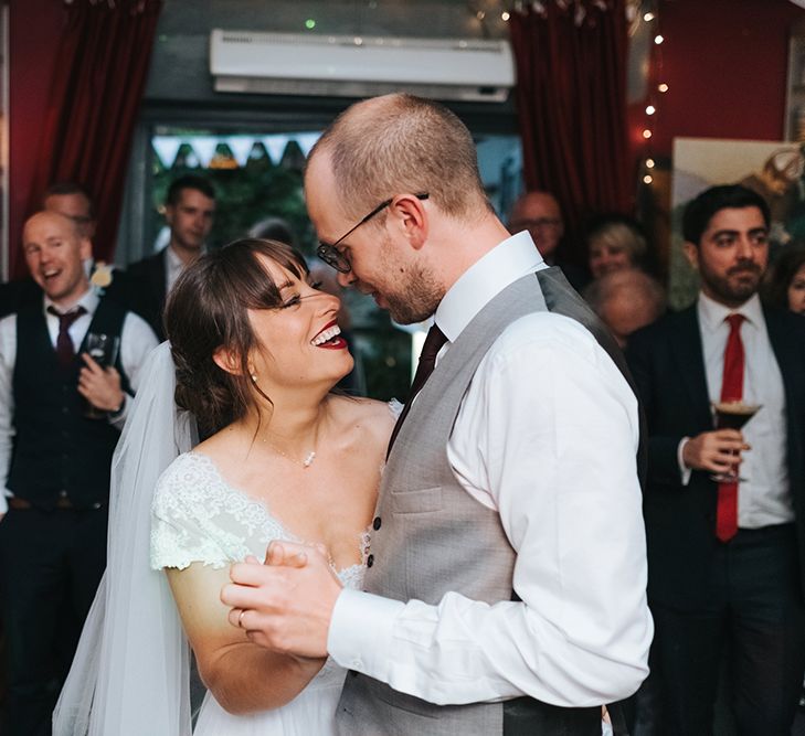 First Dance | Bride in Cymbeline Wedding Dress | Groom in Bailey Nelson Suit | Laid Back Pub Wedding at The Londesborough | Miss Gen Photography