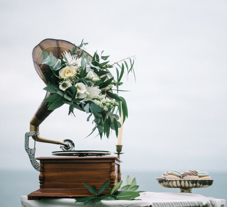 Vintage Gramophone Wedding Decor