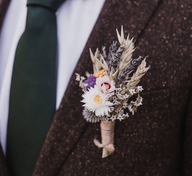 Rustic Buttonhole For Tweed Suit