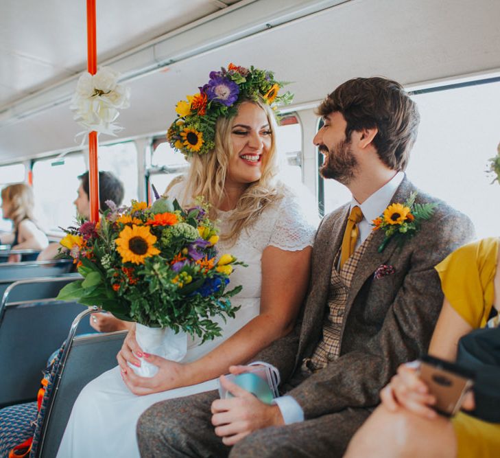 Bride & Groom London Bus | Bright DIY Back Garden Wedding | Lisa Webb Photography