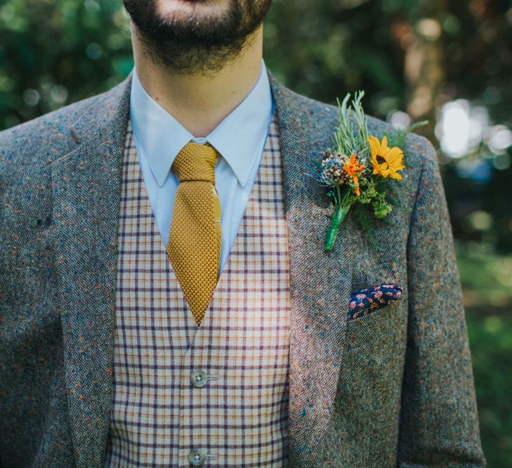 Groom in Tweed Suit | Bright DIY Back Garden Wedding | Lisa Webb Photography | Bright DIY Back Garden Wedding | Lisa Webb Photography