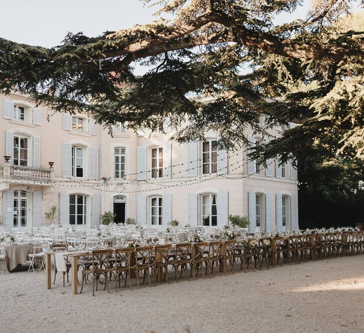 Pink & White Outdoor Reception at Château Alpheran Provence | Sebastien Boudot Photography