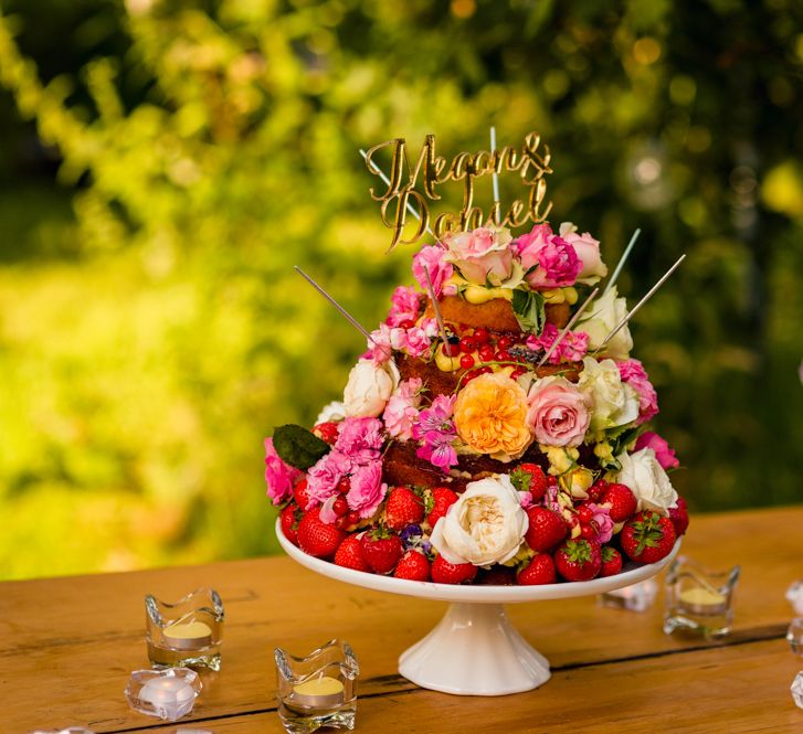 Wedding Cake With Fresh Flowers