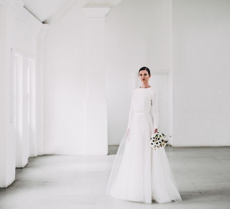 Minimal Elegant Bridal Inspiration Shoot With Ikebana Inspired Floral Arrangements By Kitten Grayson // Planned & Styled By Anemone Style // Images Genevieve Wedding Photography