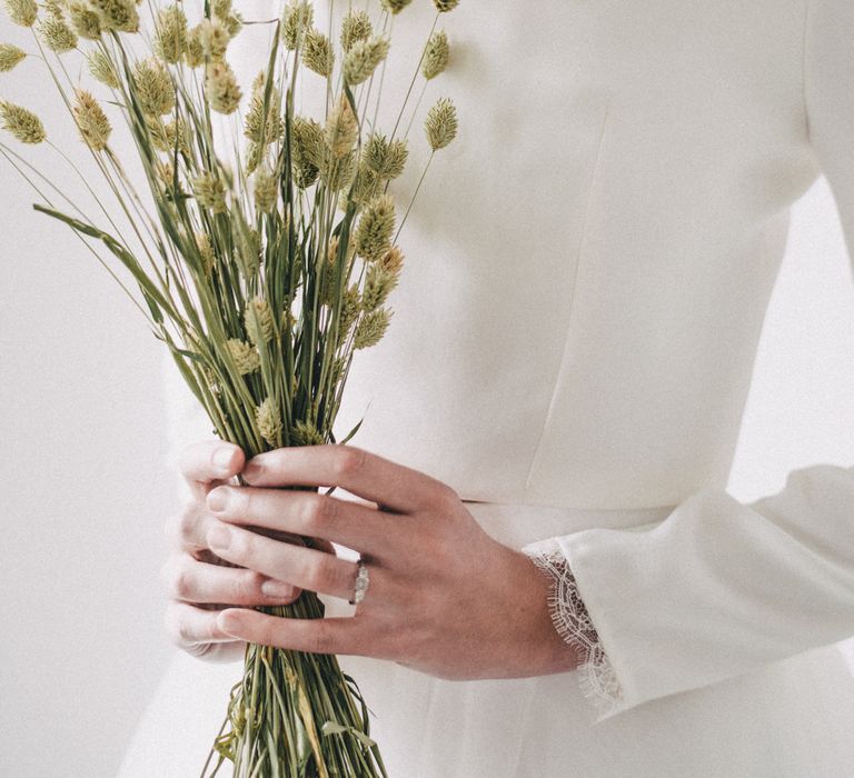 Dried Grass Wedding Bouquet // Minimal Elegant Bridal Inspiration Shoot With Ikebana Inspired Floral Arrangements By Kitten Grayson // Planned & Styled By Anemone Style // Images Genevieve Wedding Photography