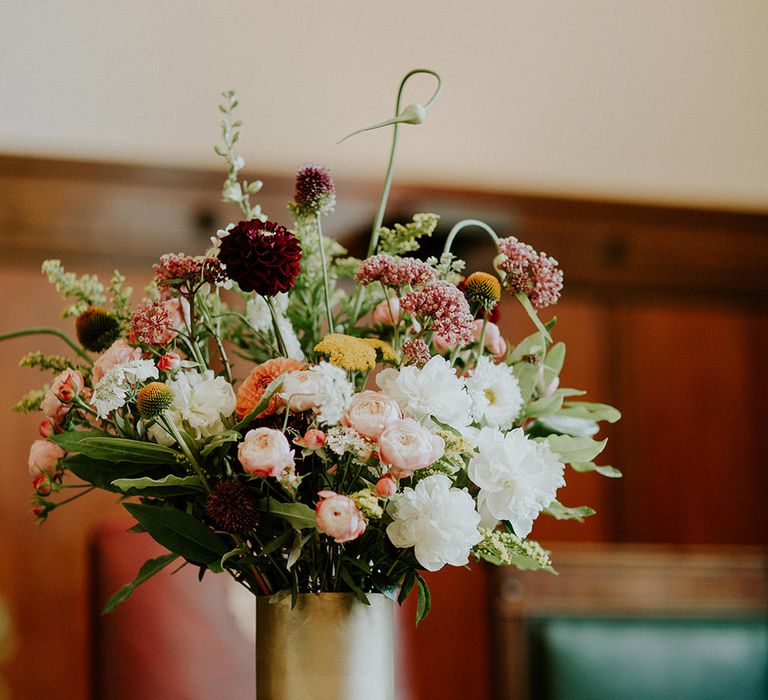 Flower Arrangement | London Townhall Hotel Wedding | Irene Yap Photography