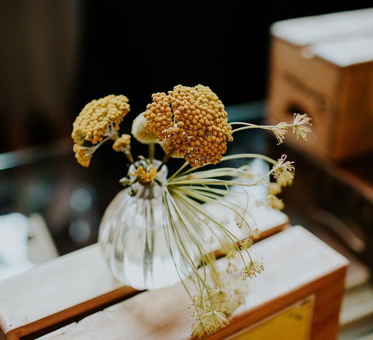 Wedding Flowers | London Townhall Hotel Wedding | Irene Yap Photography