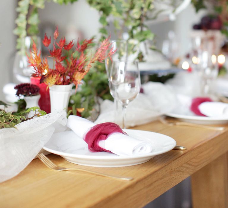 Berry & Foliage Tablescape For Autumnal Wedding