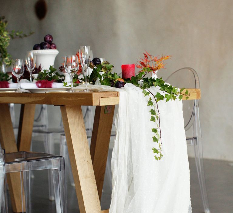 Berry & Foliage Tablescape For Autumnal Wedding