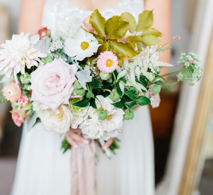 Bride in Jenny Packham with Pastel Bouquet by Petalon