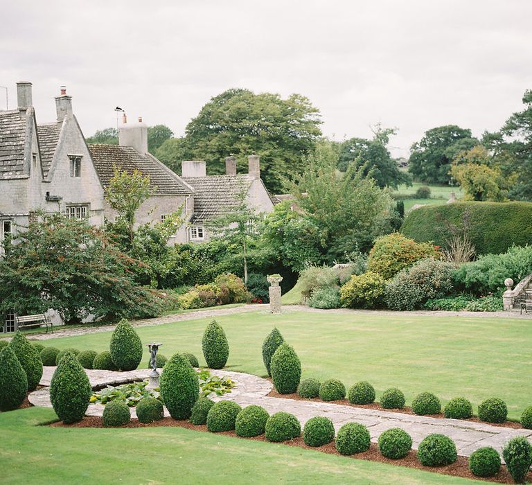 Opulent Wedding Inspiration at Warmwell House in Dorset with Rich colour Palette Planned by Kelly Chandler | Imogen Xiana Photography | Gorgeous Films