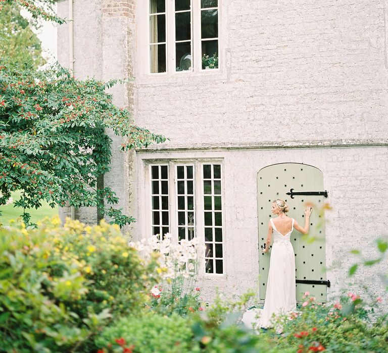 Bridal Hair, Make Up & Accessories by Victoria Fergusson | Naomi Neoh Bridal Gowns | Opulent Wedding Inspiration at Warmwell House in Dorset with Rich colour Palette Planned by Kelly Chandler | Imogen Xiana Photography | Gorgeous Films