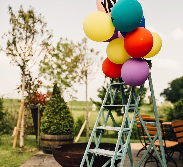 Ladder & Balloon Decor For Weddings