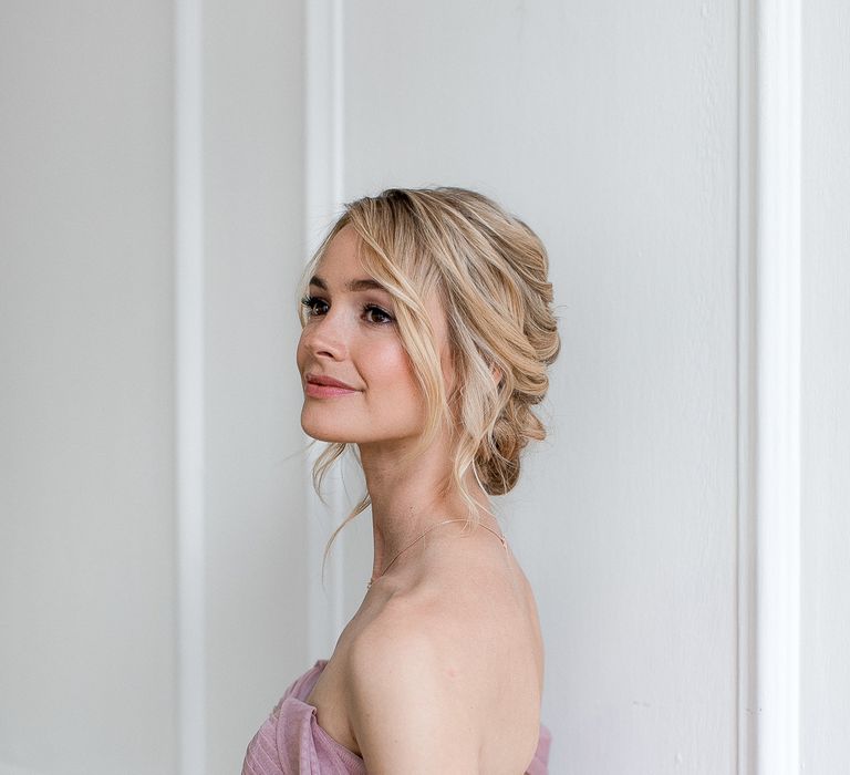 Loose &amp; Romantic Up Do For Bride Or Bridesmaids // PANDORA Rose Jewellery To Compliment A Blush Pink Bridesmaids Dress &amp; Romantic Up Do