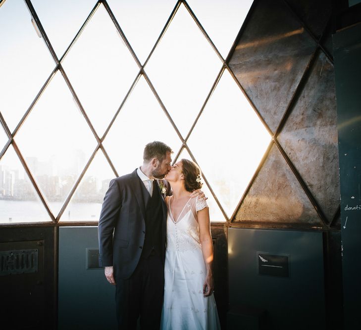 Trinity Buoy Wharf Wedding With Bride In Otaduy And Planning By Liz Linkleter Events Flowers By Grace And Thorn Images From My Beautiful Bride Photography