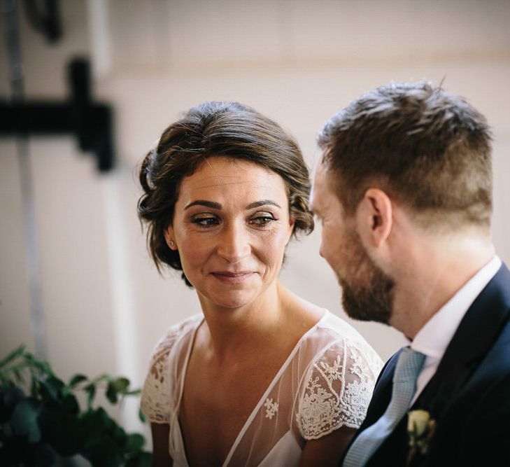 Trinity Buoy Wharf Wedding With Bride In Otaduy And Planning By Liz Linkleter Events Flowers By Grace And Thorn Images From My Beautiful Bride Photography