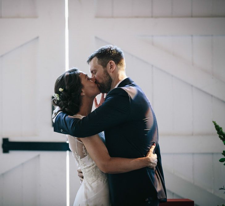 Wedding Ceremony // Trinity Buoy Wharf Wedding With Bride In Otaduy And Planning By Liz Linkleter Events Flowers By Grace And Thorn Images From My Beautiful Bride Photography