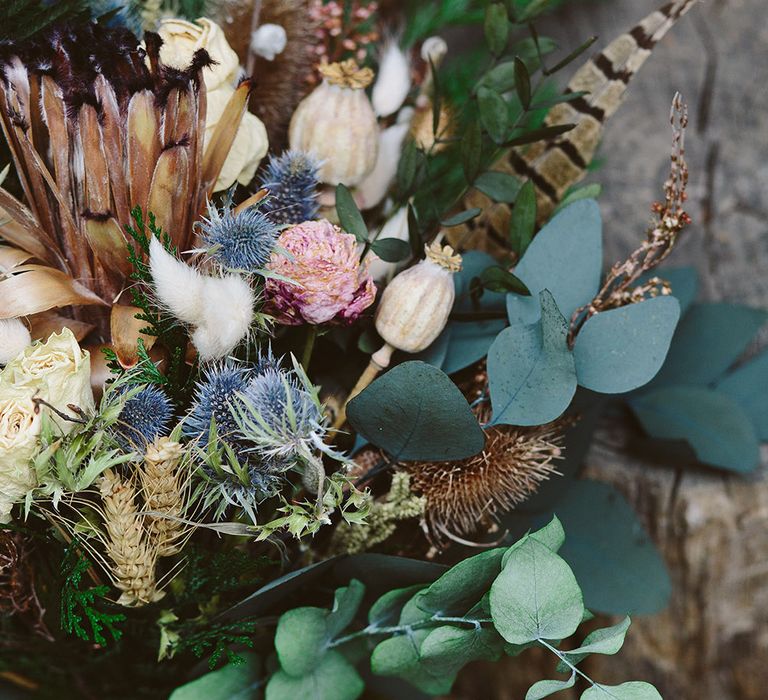 Dried Flowers By Lotus Floral Art | Image by Sarah London Photography | Having A Eco Friendly Wedding