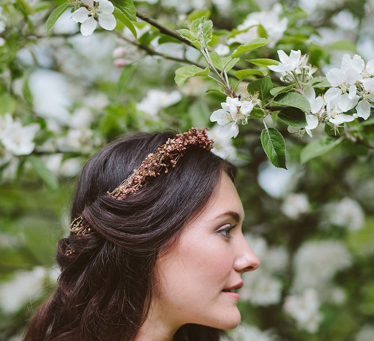 Dried Flower Crown By Lotus Floral Art | Image by Sarah London Photography | Having A Eco Friendly Wedding