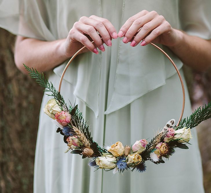 Dried Flower Crown By Lotus Floral Art | Image by Sarah London Photography | Having A Eco Friendly Wedding