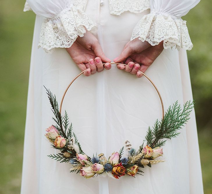 Dried Flower Crown By Lotus Floral Art | Image by Sarah London Photography | Having A Eco Friendly Wedding