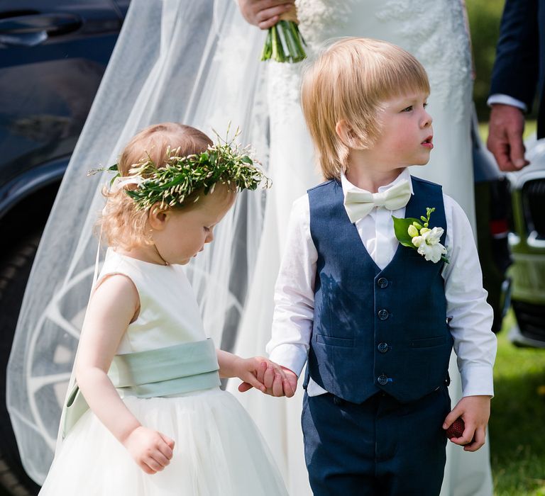 Flower Girl & Page Boy | Turner & Moss Photography