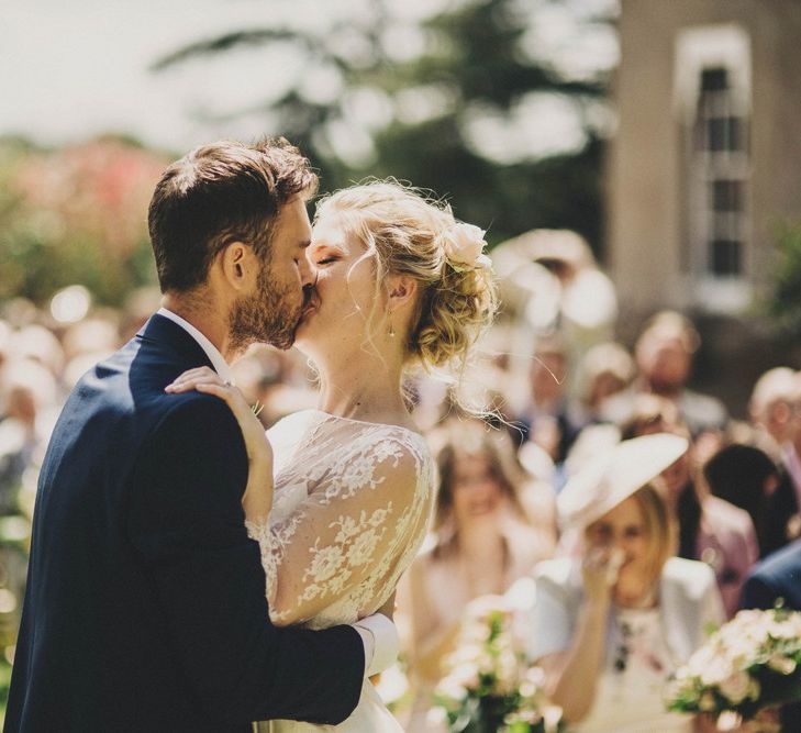 Bride & Groom Outdoor Ceremony