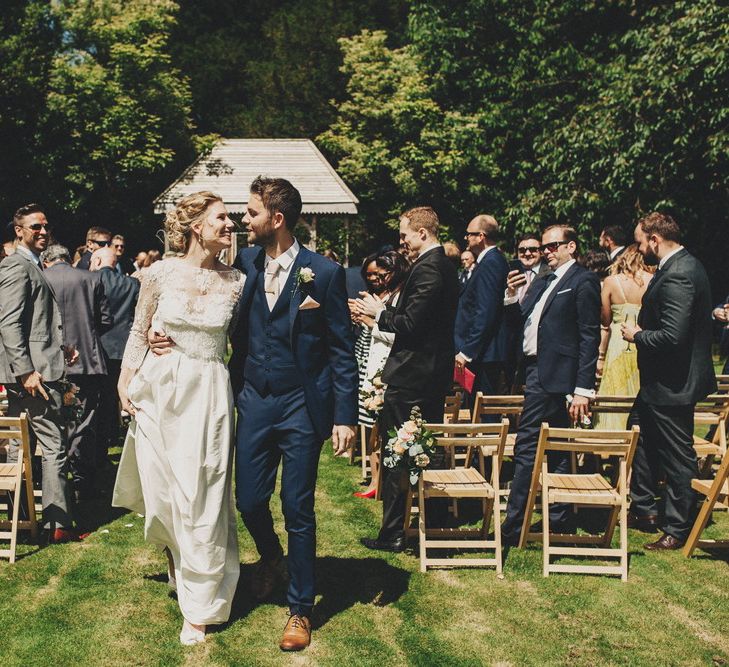 Bride & Groom Outdoor Ceremony