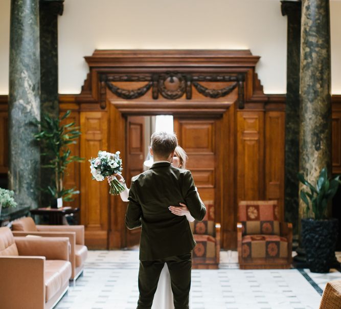 Elegant Wedding Decor For Art Deco Venue Town Hall Hotel