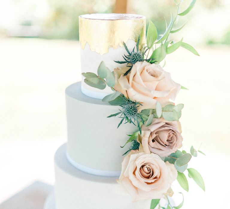 Elegant Wedding Cake With Fresh Roses