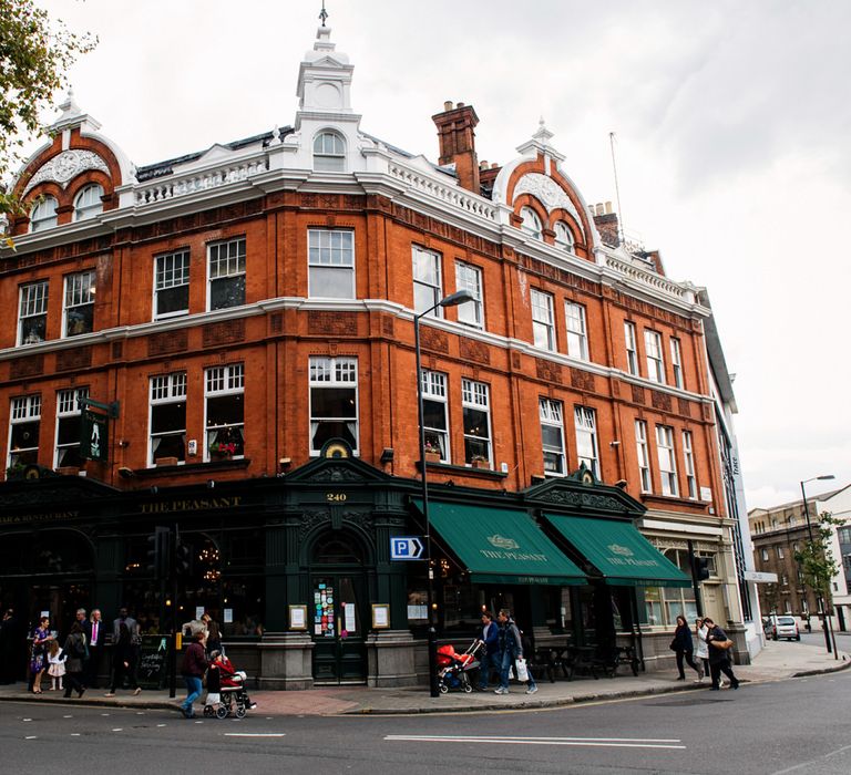 60s Inspired London Pub Wedding | The Peasant | Babb Photo