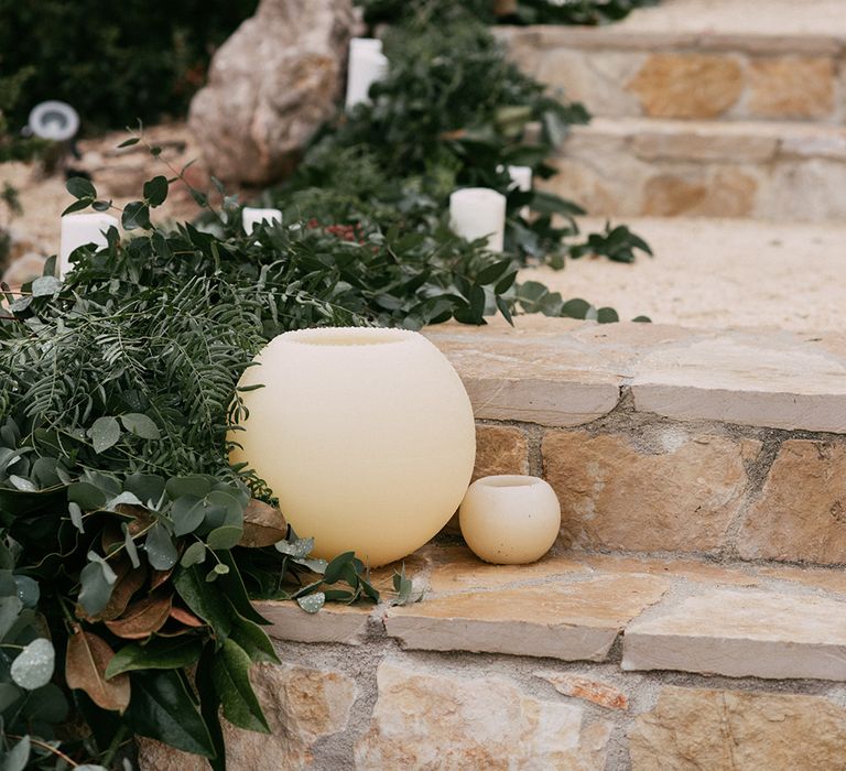 Greenery Garland & Vases Wedding Decor | Stylish Outdoor Wedding at Masia Casa del Mar in Barcelona, Spain | Sara Lobla Photography | Made in Video Film