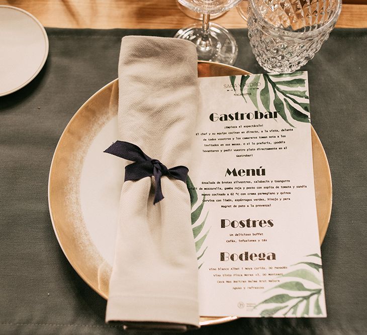 Elegant Place Setting | Palm Print Wedding Stationery | Stylish Outdoor Wedding at Masia Casa del Mar in Barcelona, Spain | Sara Lobla Photography | Made in Video Film