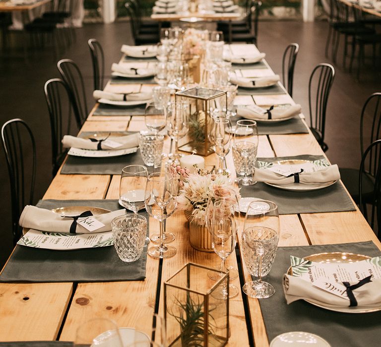 Elegant Table Scape | Stylish Outdoor Wedding at Masia Casa del Mar in Barcelona, Spain | Sara Lobla Photography | Made in Video Film