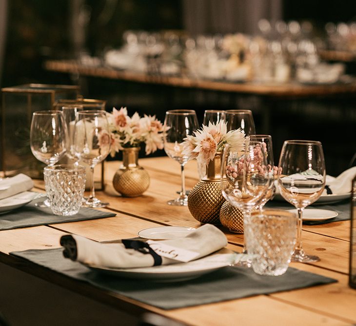 Elegant Tablescape Decor | Stylish Outdoor Wedding at Masia Casa del Mar in Barcelona, Spain | Sara Lobla Photography | Made in Video Film