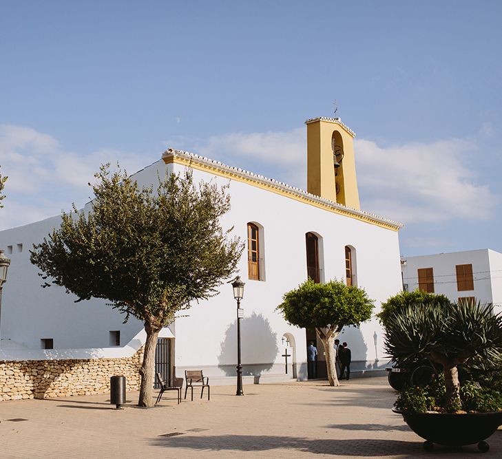 Outdoor Las Cicadas Ibiza Destination Wedding | Raquel Benito Photography