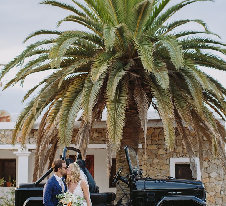 Jeep Wedding Car | Bride in Flora Bridal Wedding Dress | Raquel Benito Photography