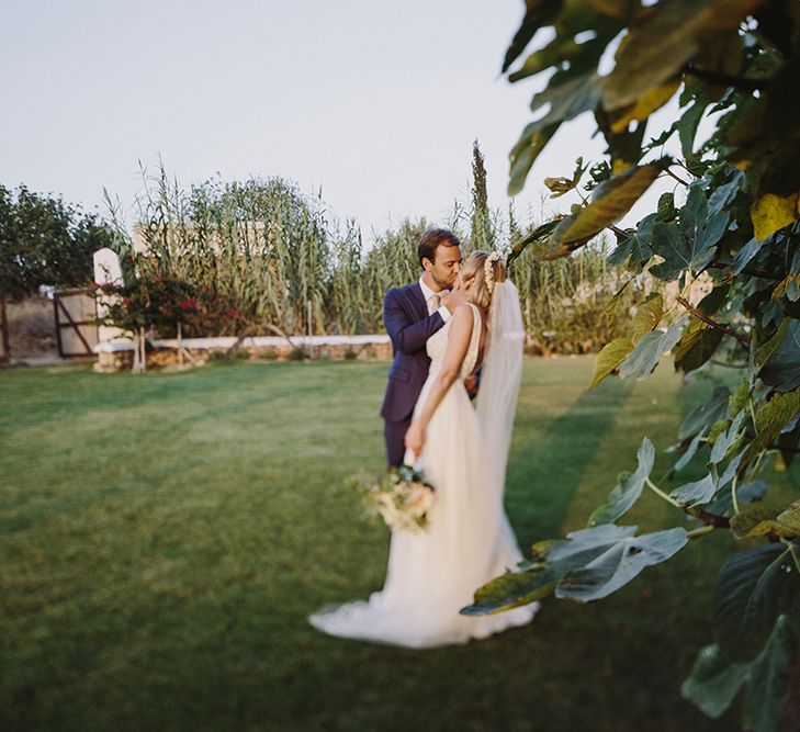 Bride & Groom Portrait | Bride in Flora Bridal Wedding Dress | Raquel Benito Photography