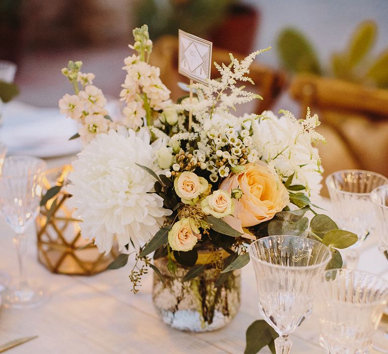 Peach & Gold Table Decor | Outdoor Las Cicadas Ibiza Destination Wedding | Raquel Benito Photography