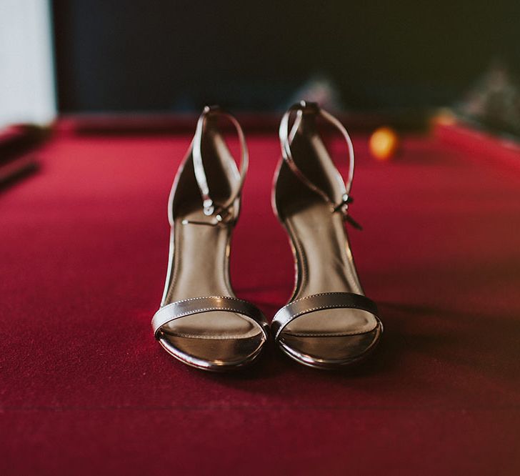 Amanda Wakeley Bride For A Stylish Autumnal Wedding Styled By Amber At Bellinter House With Images From Savo Wedding Photography