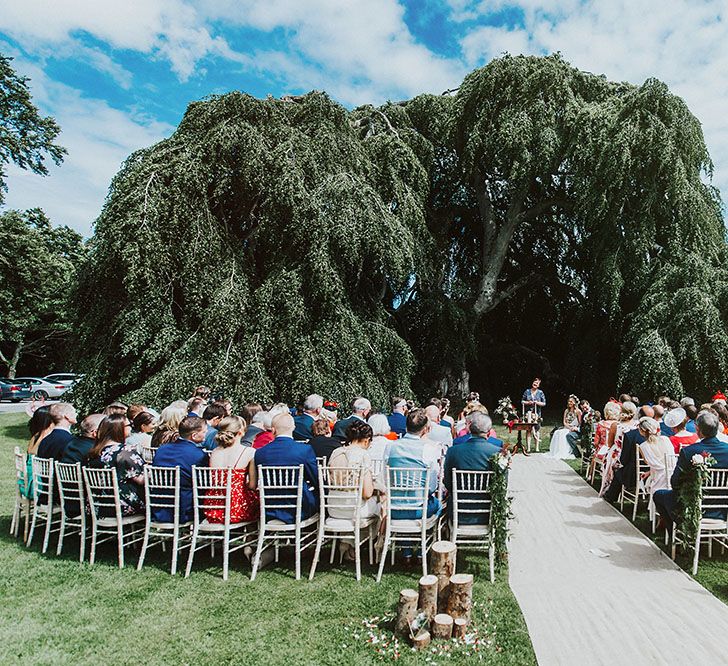 Amanda Wakeley Bride For A Stylish Autumnal Wedding Styled By Amber At Bellinter House With Images From Savo Wedding Photography