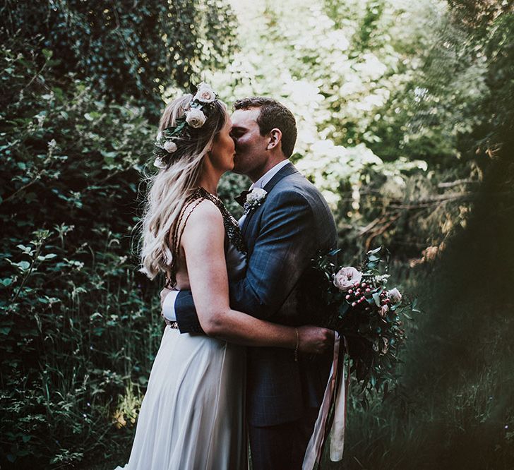 Amanda Wakeley Bride For A Stylish Autumnal Wedding Styled By Amber At Bellinter House With Images From Savo Wedding Photography