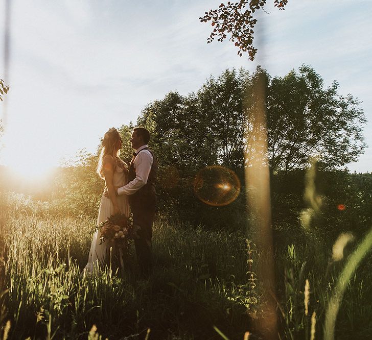 Amanda Wakeley Bride For A Stylish Autumnal Wedding Styled By Amber At Bellinter House With Images From Savo Wedding Photography